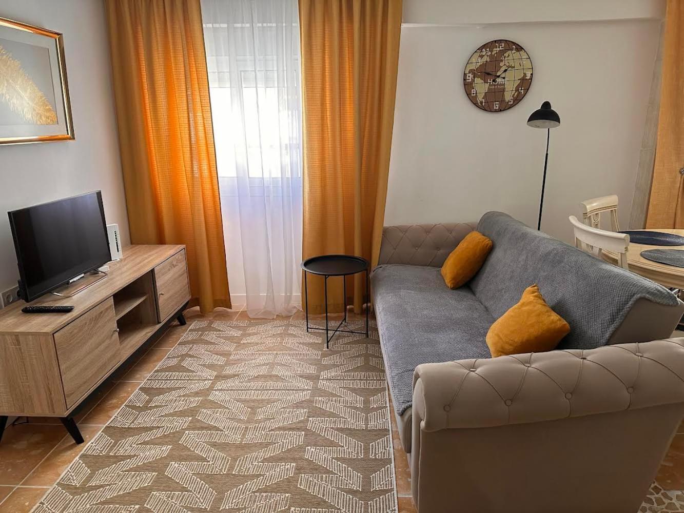 Casa De Mila Apartment อาลิกันเต ภายนอก รูปภาพ