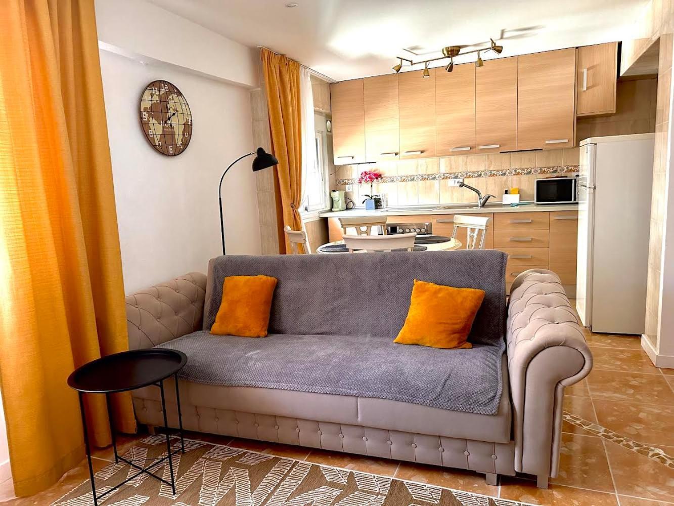 Casa De Mila Apartment อาลิกันเต ภายนอก รูปภาพ